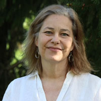 Dr. Laura Carter Robinson